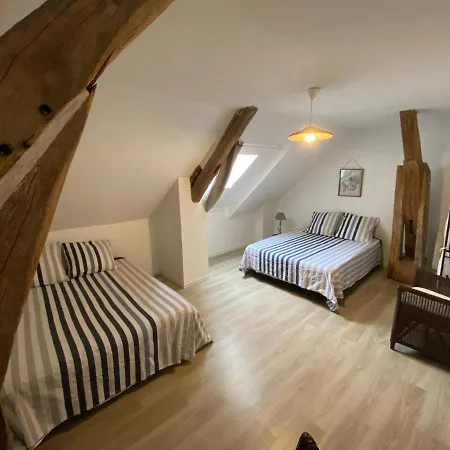 Guest house Maison De Ville *